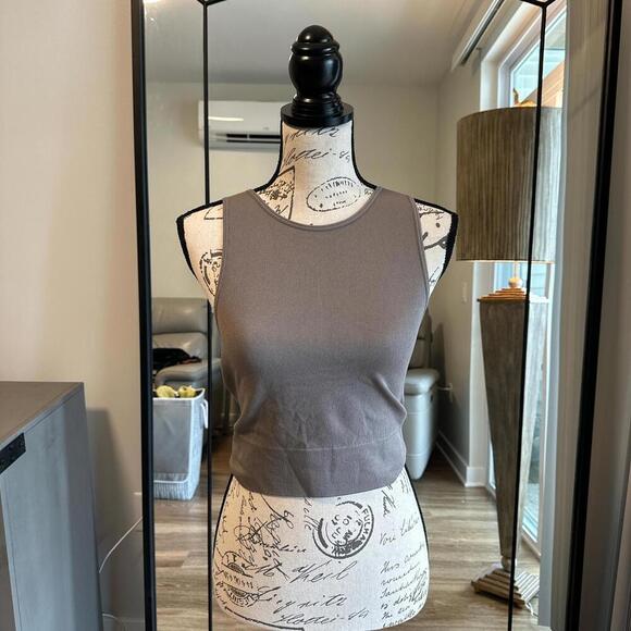 Tops - tank